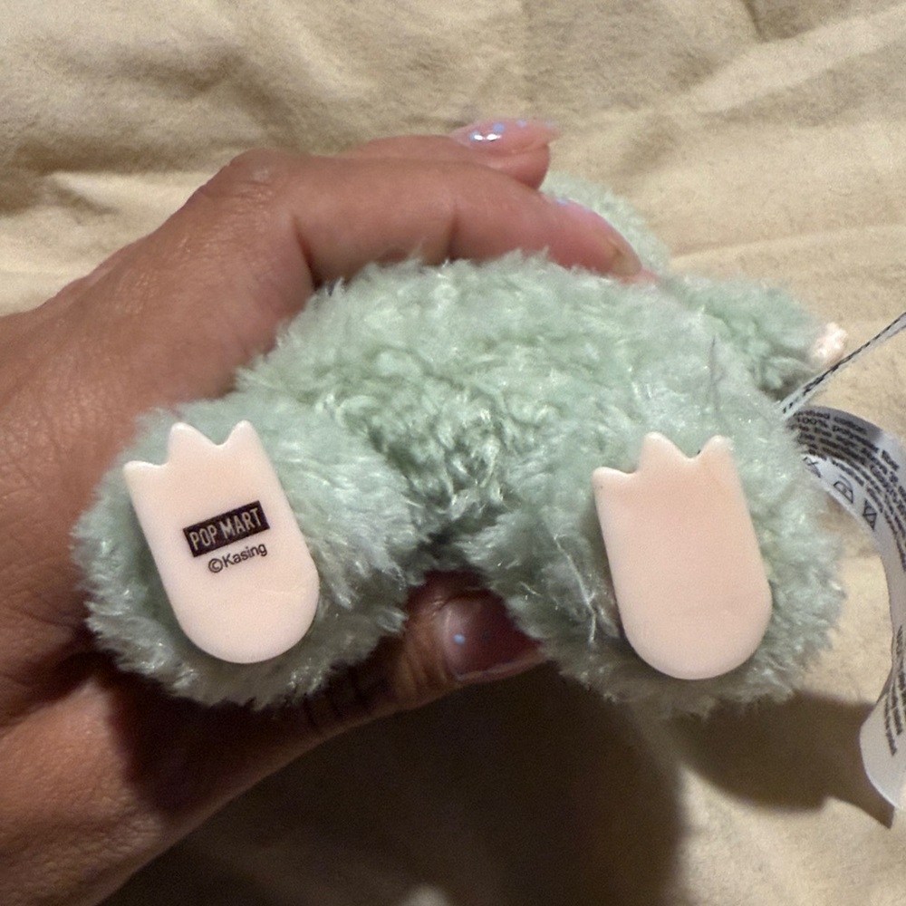 Green Plush Monster Keychain - Picture 3 of 6